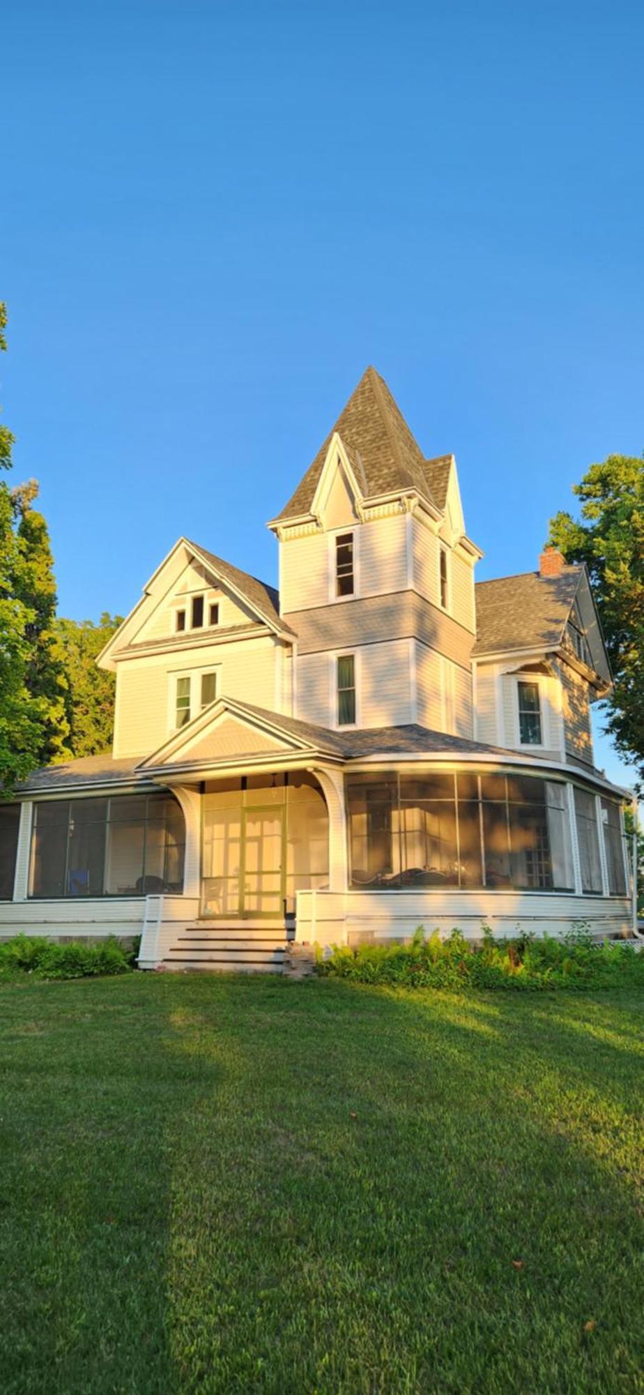 Oaklawn Inn Menomonie Eksteriør bilde
